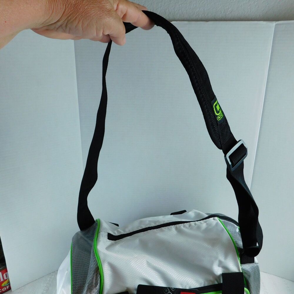OGIO Endurance 1.0 White Silver Sport Gym Water Resistant Duffel Bag Golf NWT - Picture 10 of 12